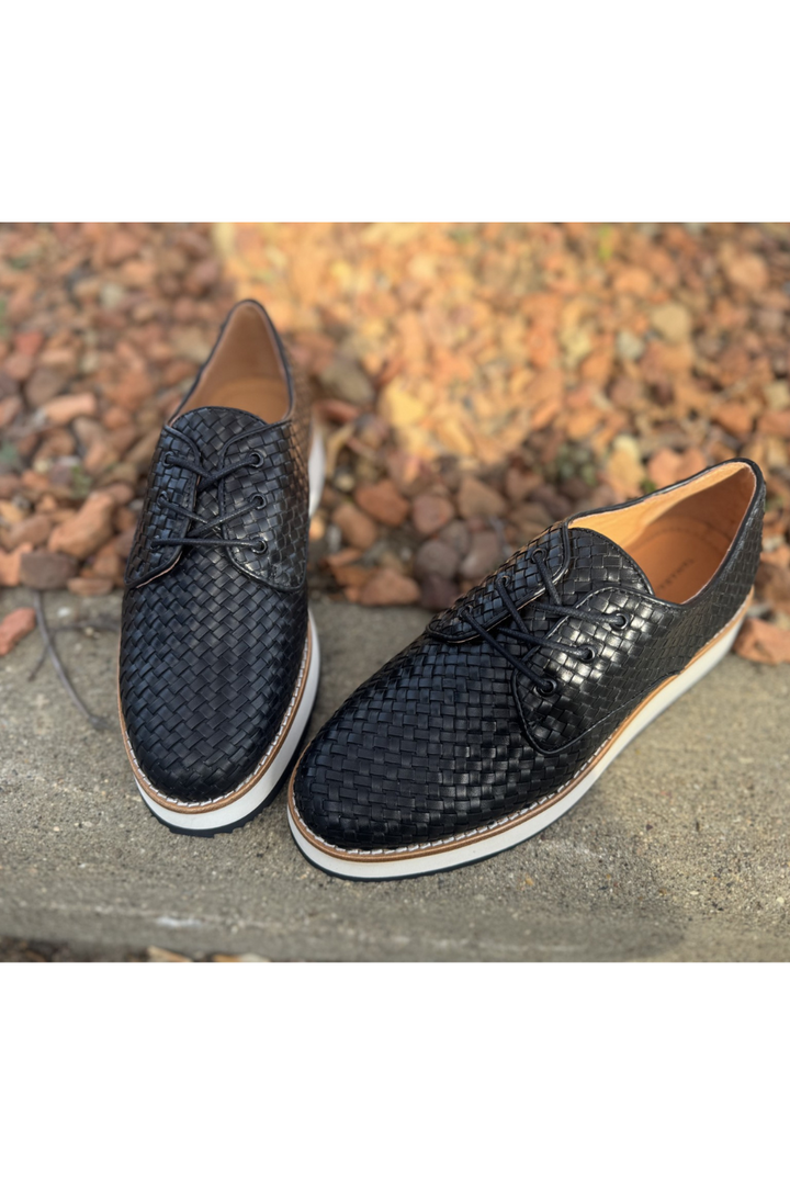 Absolute Platform Leather Sneaker