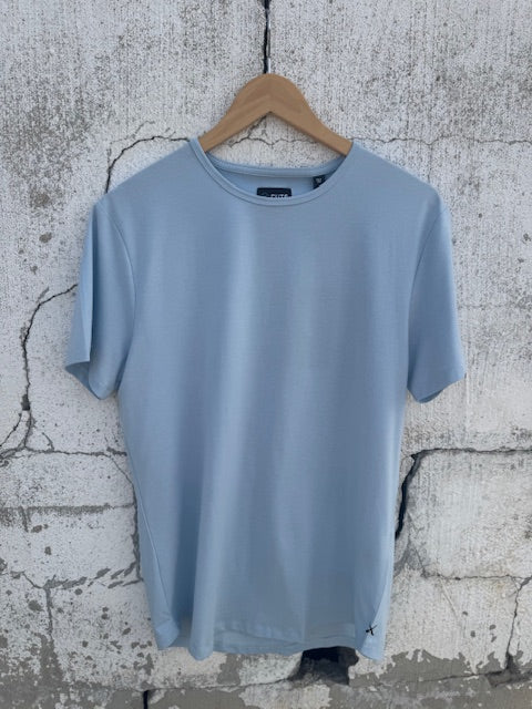 AO Curve-Hem Tee