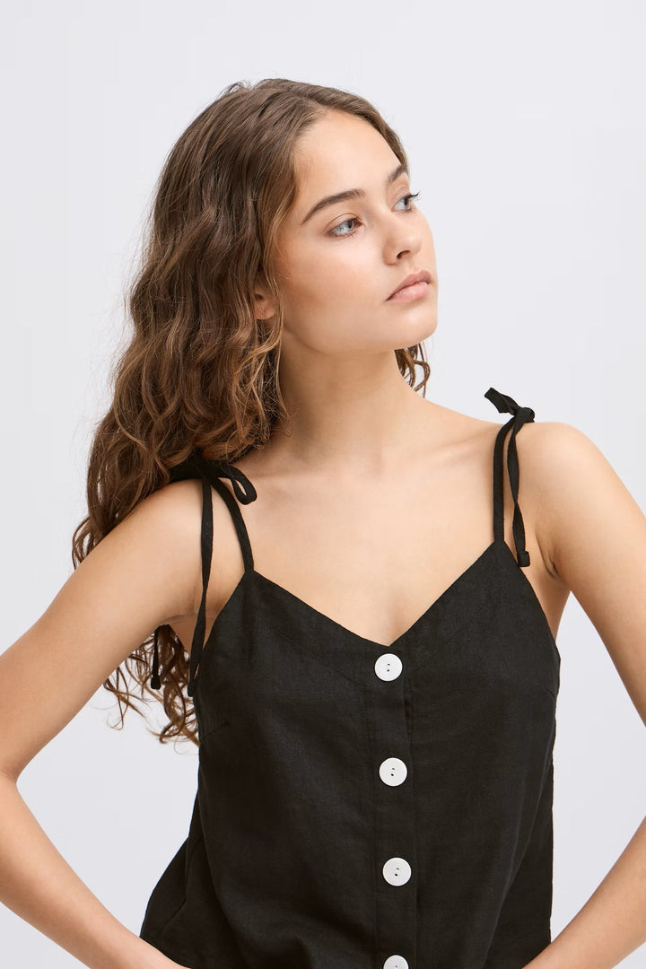 Linno Sleeveless Blouse