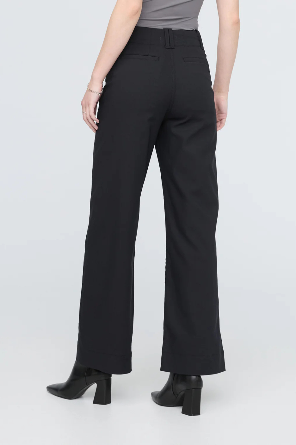 NuStretch High Rise Trouser