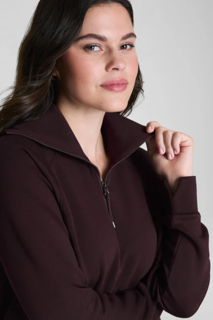 AirEssentials® Half Zip