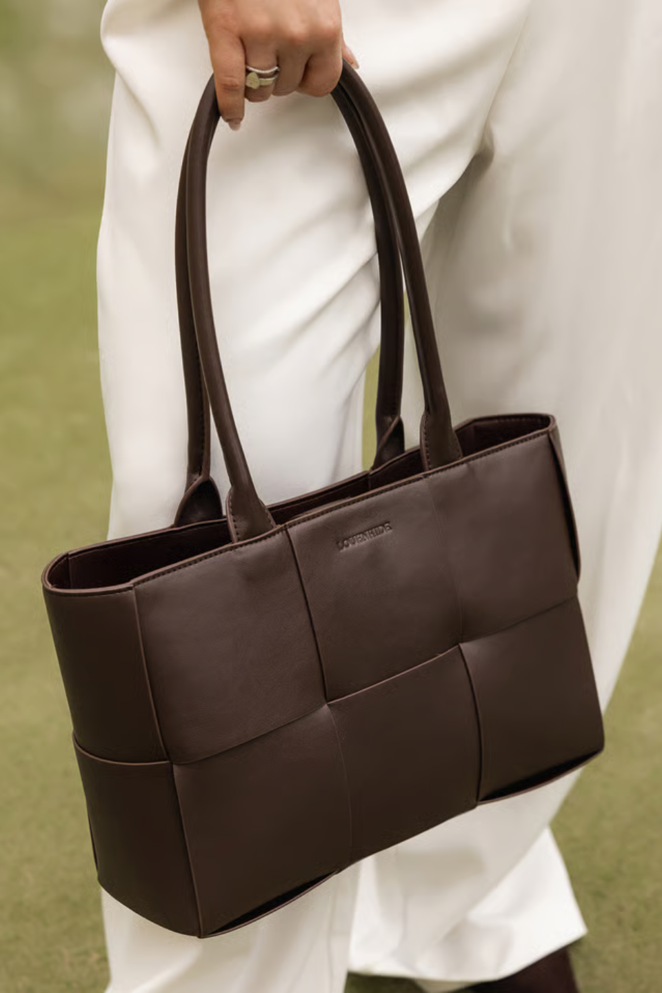 LOUENHIDE Gwen Handbag - Hot Peppers Clothing