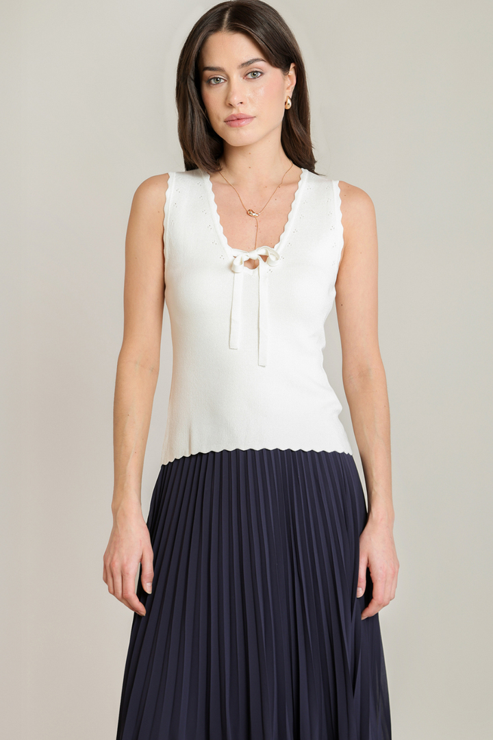 Black Tape Cara Scalloped Knit Top