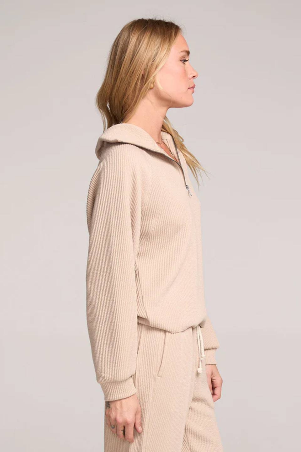 Half Zip Sand Raglan Pullover