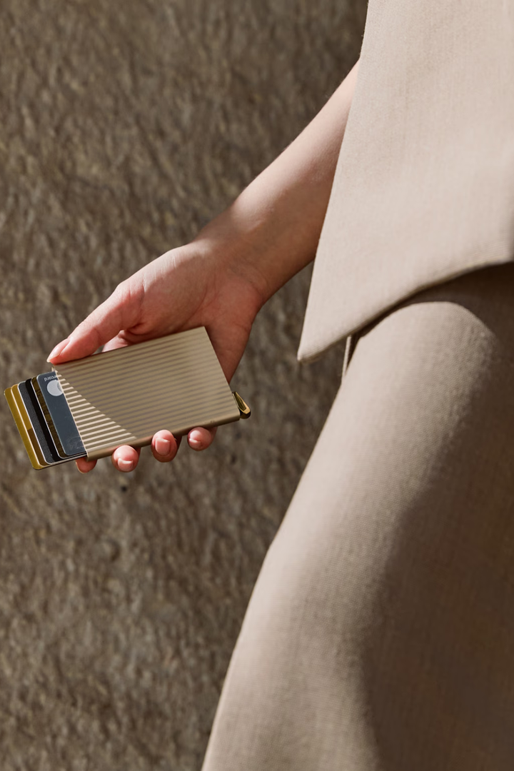 Premium Cardprotector+ fluted