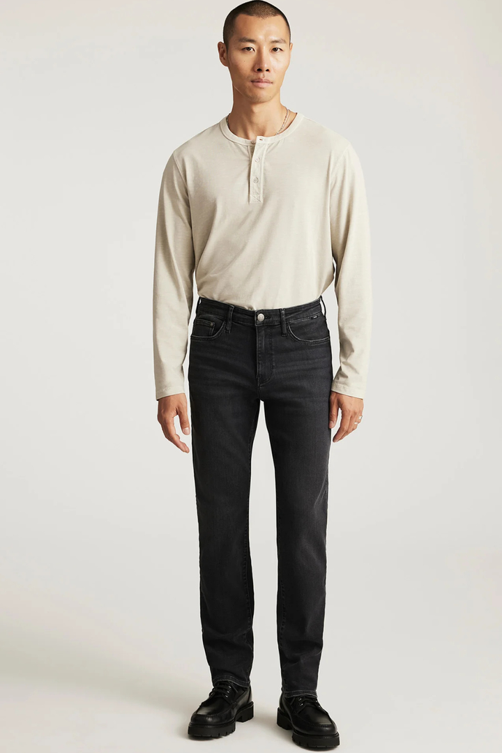 Steve Athletic Fit Jeans