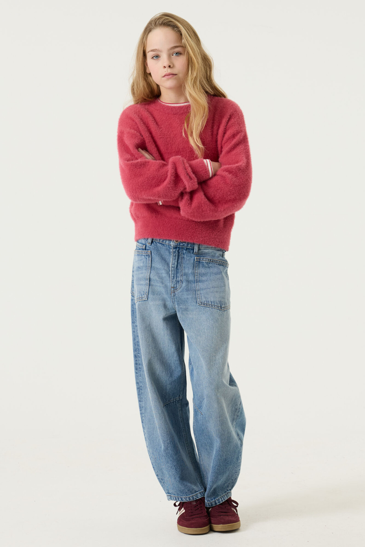 GARCIA Fluffy Crewneck Sweater