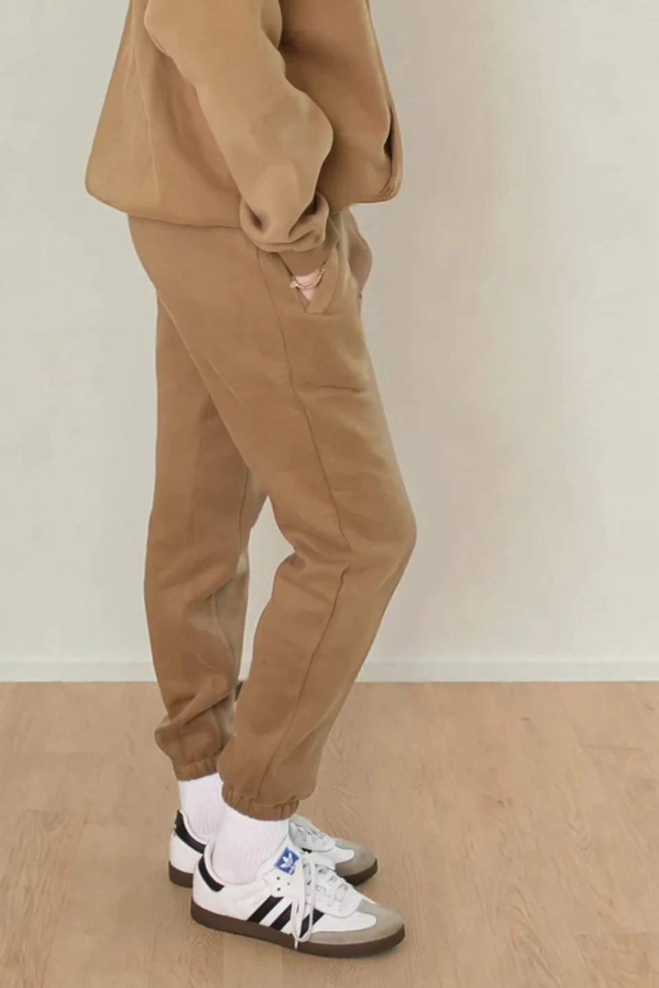 Laid Back Lounge Set Pecan