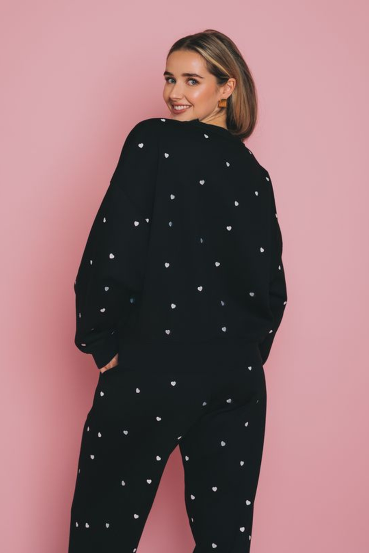 Tiny Heart Girlfriend Crew