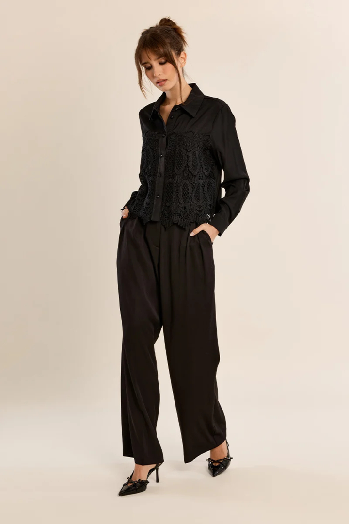 Molly Bracken Short Embroidered Shirt