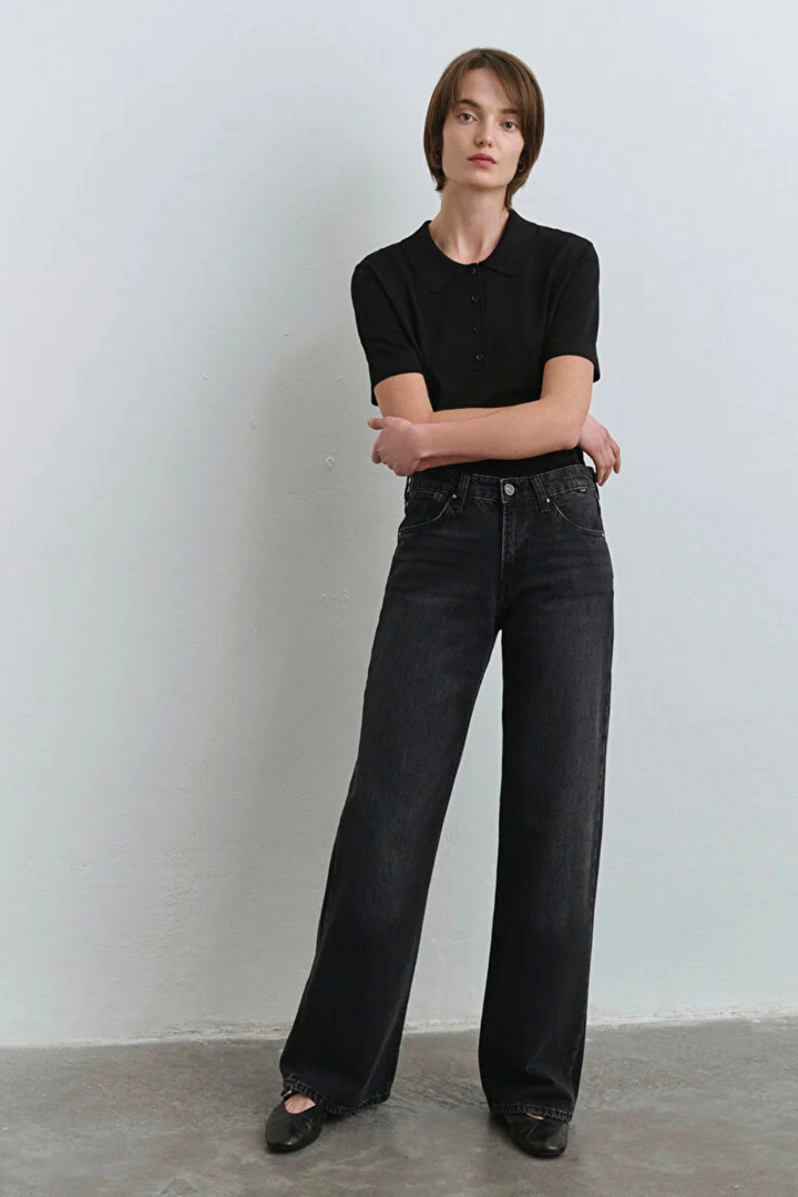 Taylor High Straight Jeans