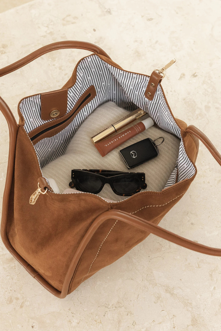 Sutton Shoulder Bag in Suede Tan