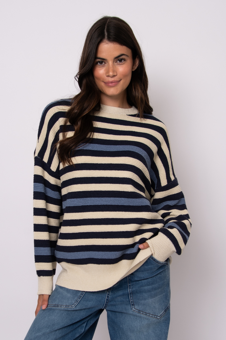 Heida Crewneck Pullover - Hot Peppers Clothing