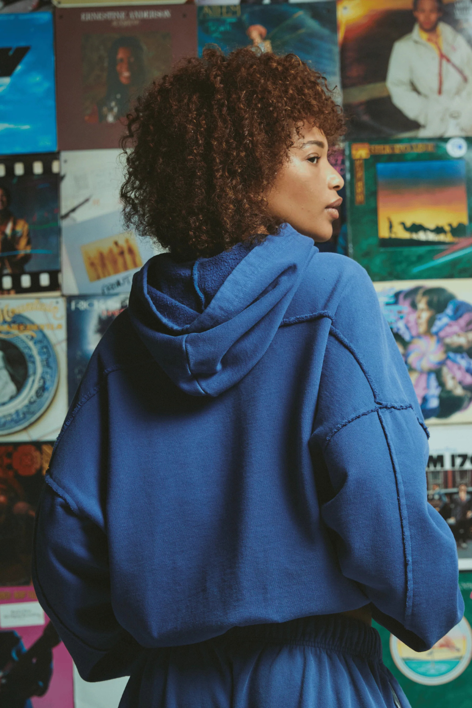 SABBI THE BASIC HOODIE - NAVY