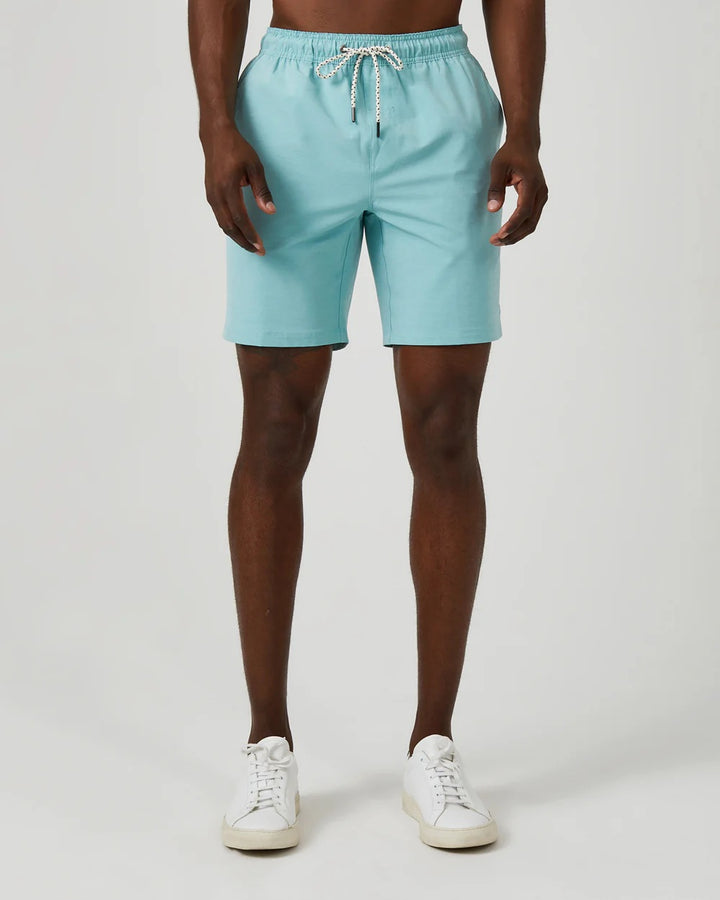 Voyager Hybrid Short