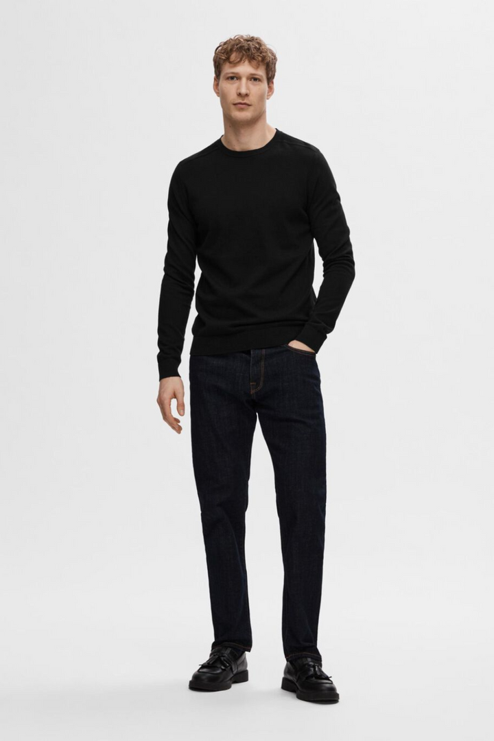 LONG-SLEEVED KNITTED JUMPER