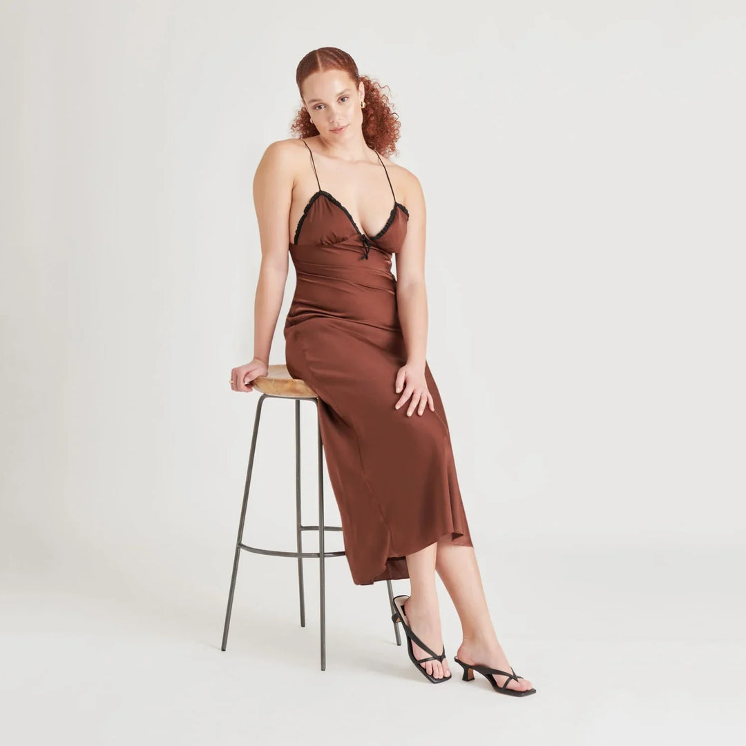 BREVEL HEELED SANDAL