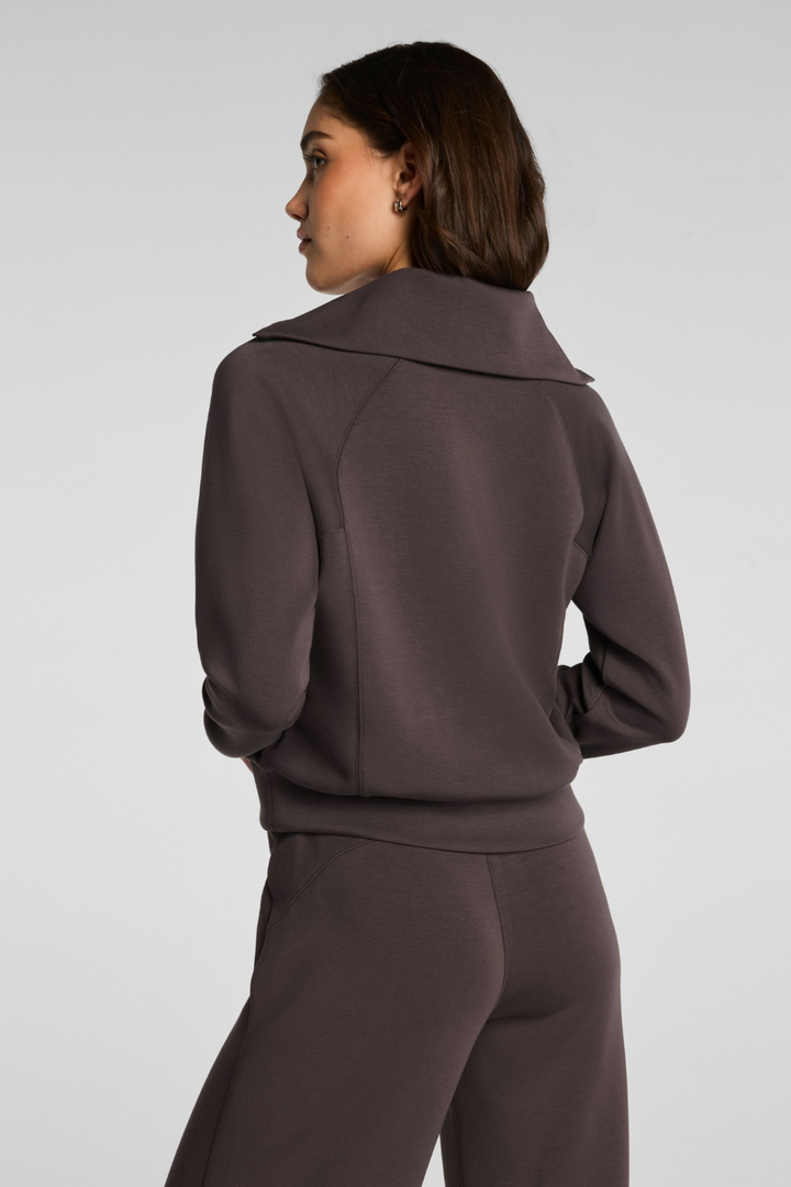 AirEssentials® Half Zip