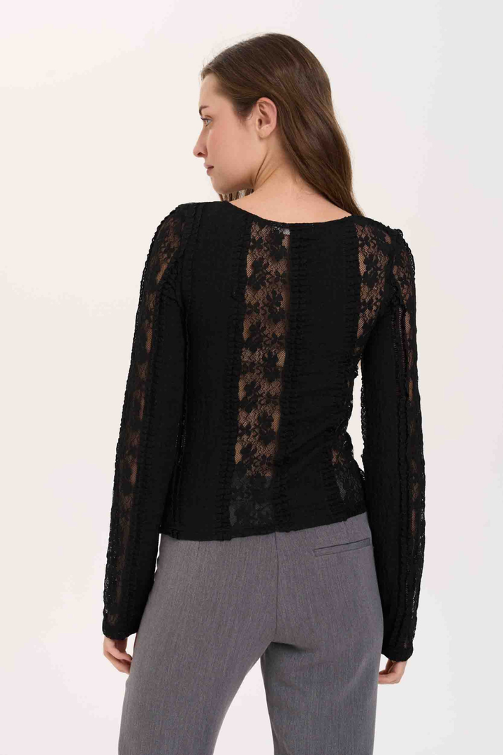 24COLOURS Hollis Asymmetrical Lace Shirt