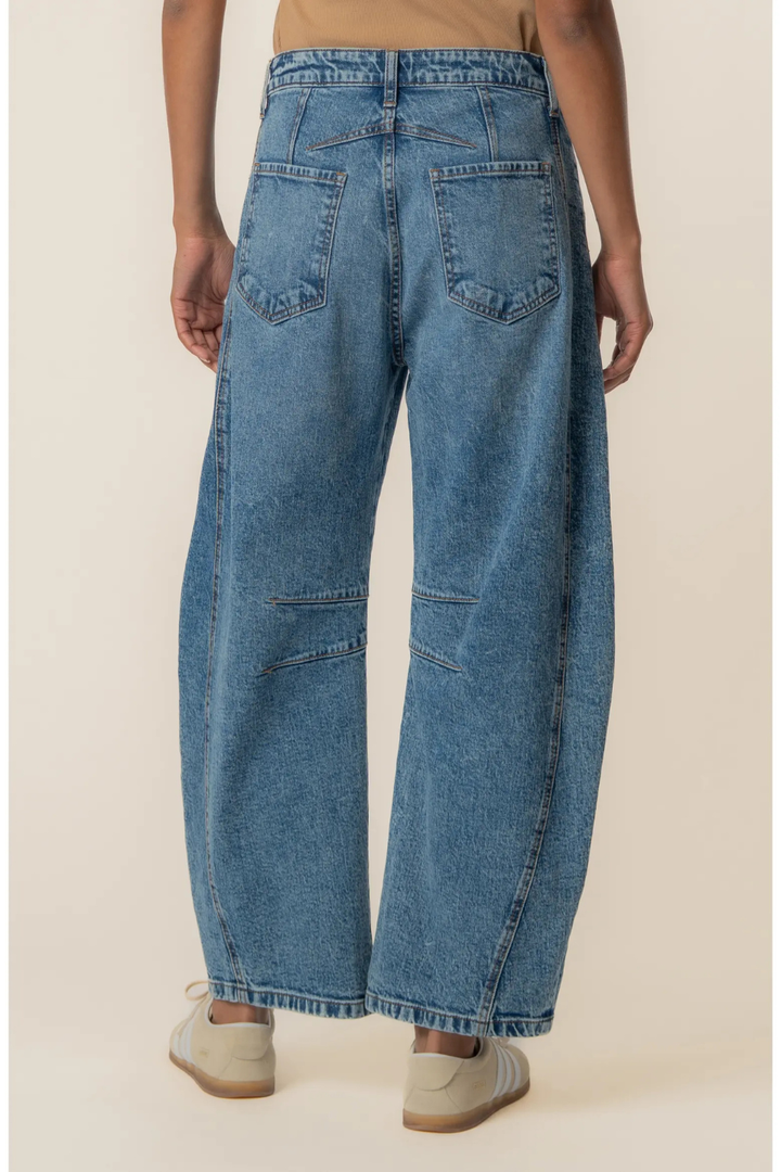 KUT From The Kloth Ashlyn Horseshoe Barrel Leg Jeans in Admirer