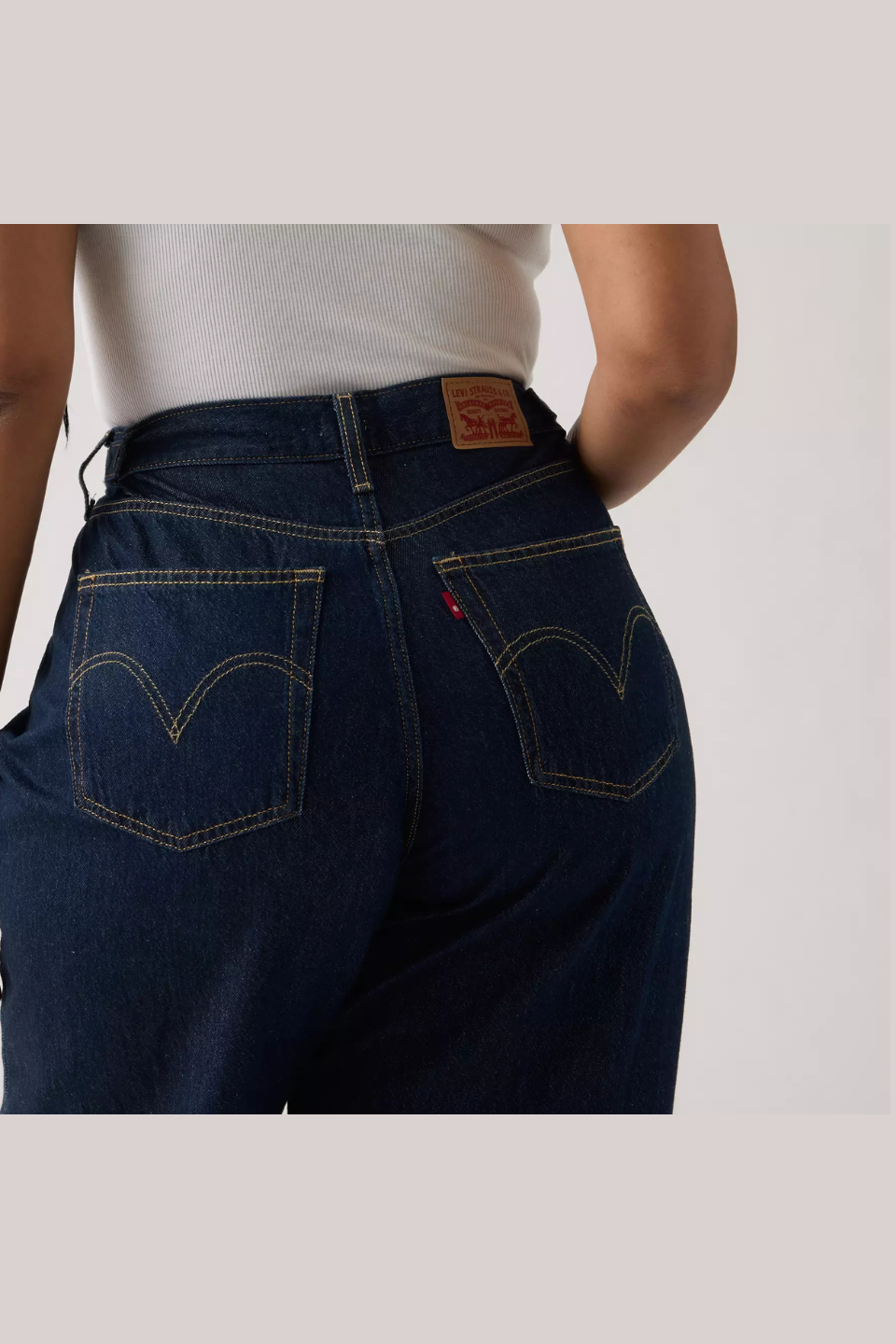 Levis Cinch Baggy Lightweight Women&