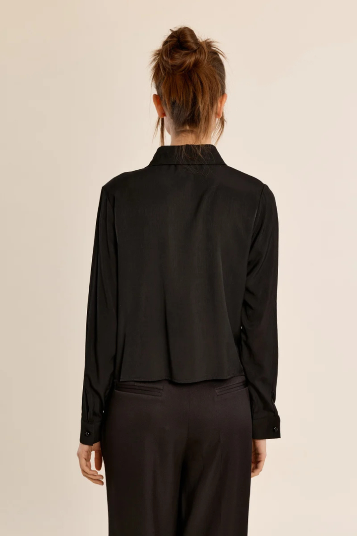 Molly Bracken Short Embroidered Shirt