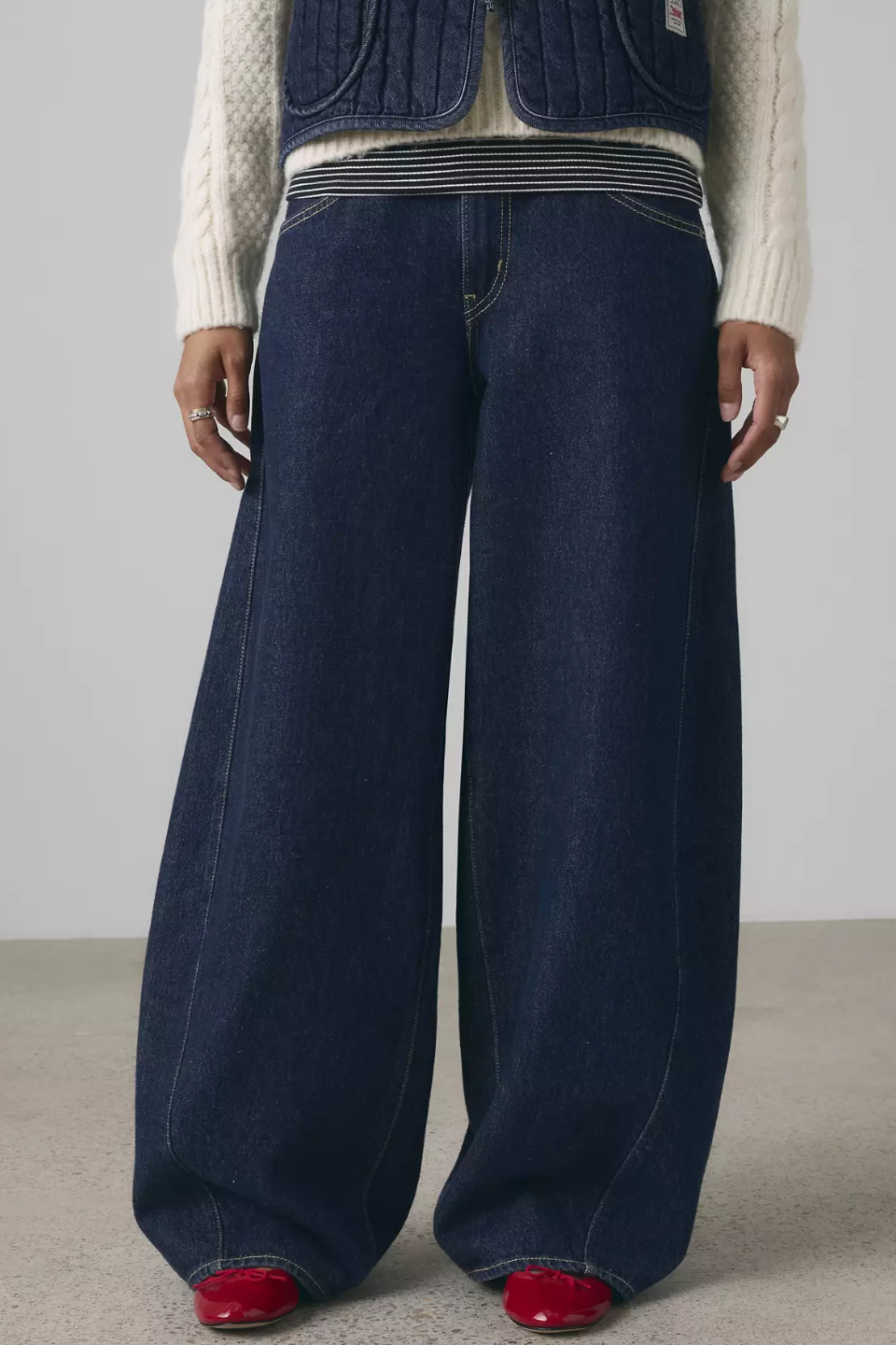 LEVIS Super Baggy Barrel Jeans - Hot Peppers Clothing