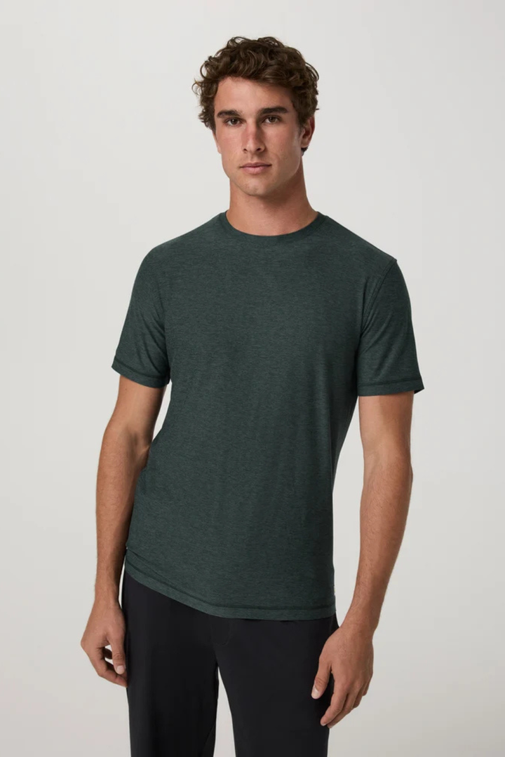 Vuori Strato Tech Tee