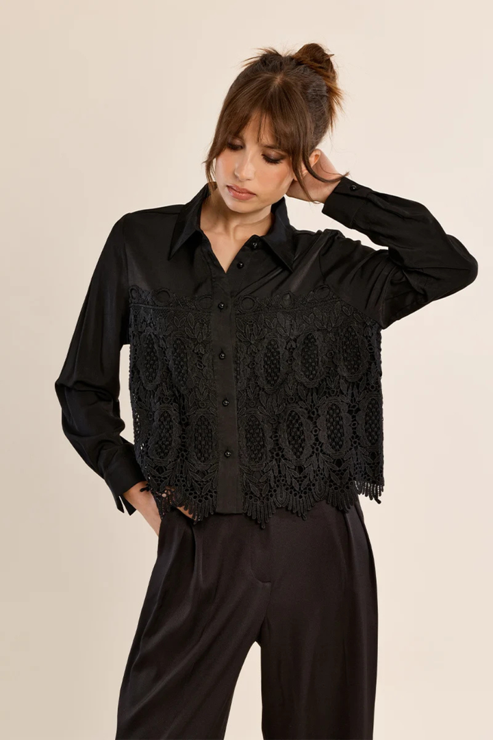 Molly Bracken Short Embroidered Shirt