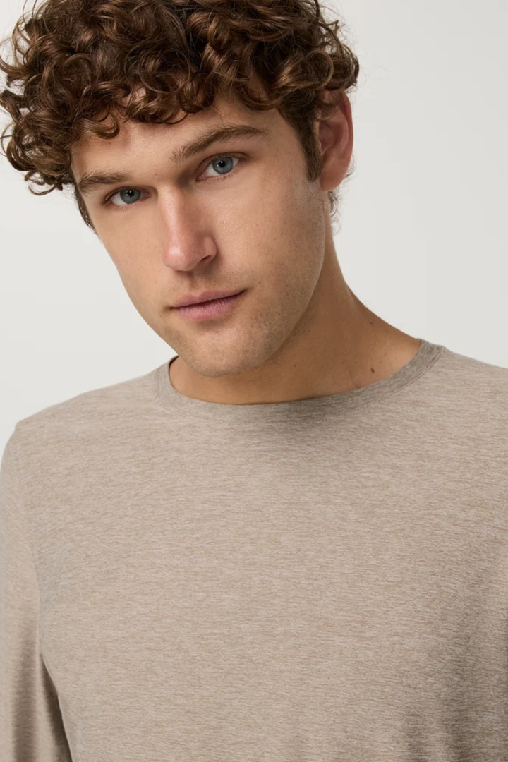 Vuori Long Sleeve Strato Tech Tee