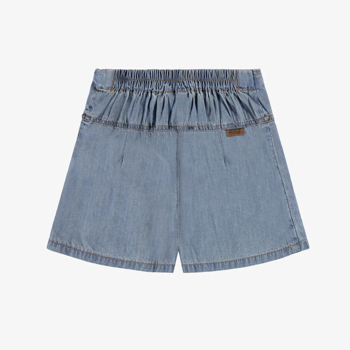 Light blue pleated skort in lightweight denim
