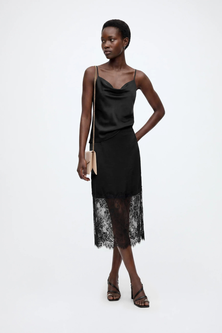 Vero Moda Mollie High-Waisted Lace Skirt