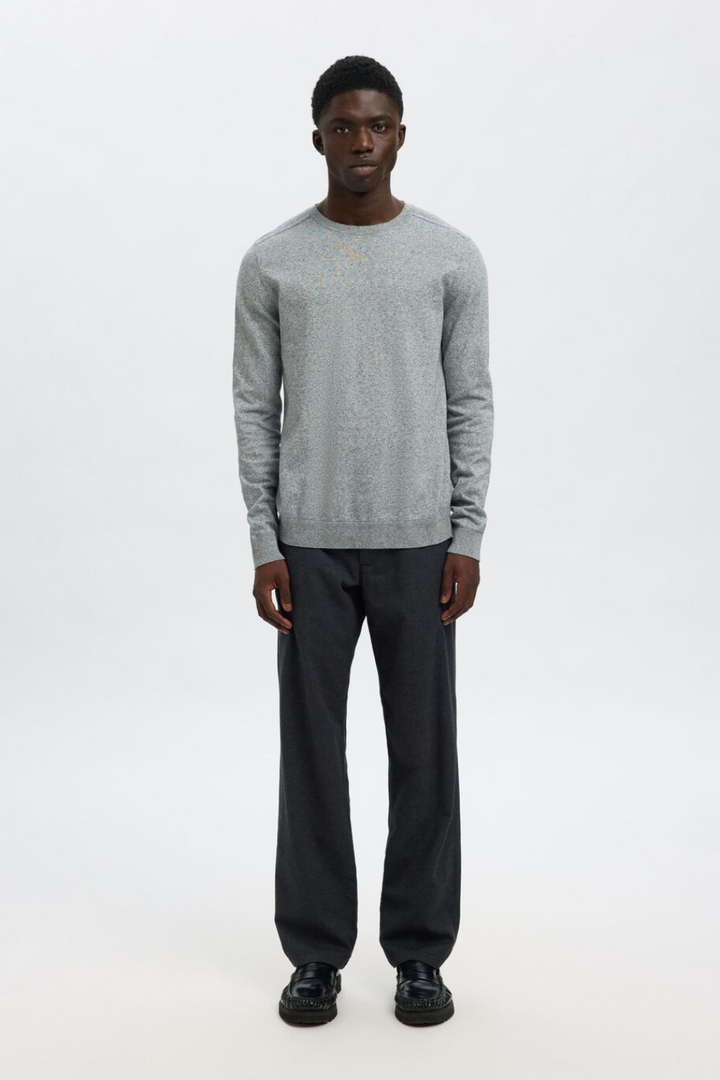 LONG-SLEEVED KNITTED JUMPER