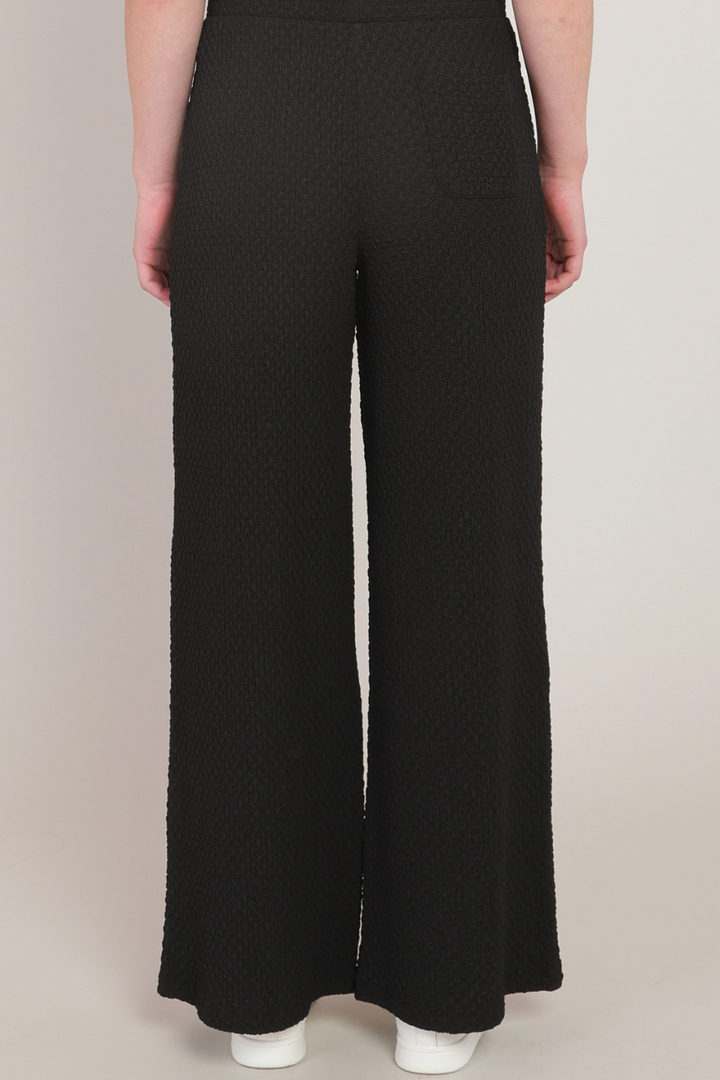 Room 34 Lina Textured Wide-Leg Pant