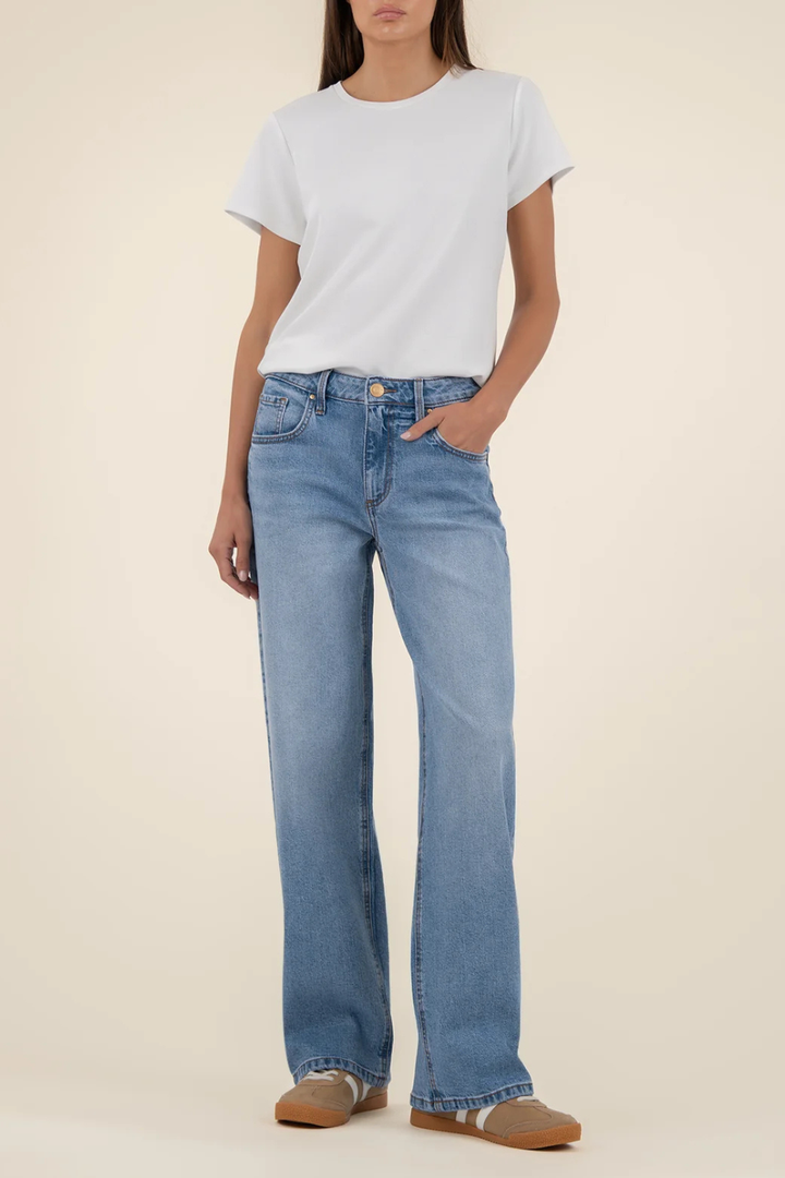 Selena Baggy Low Rise Straight Leg