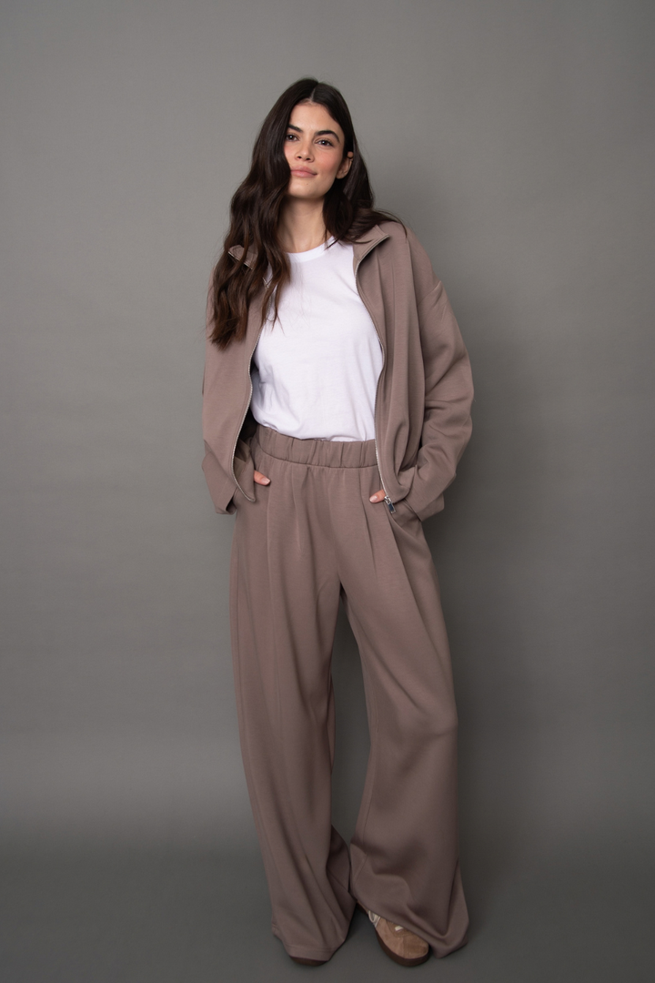 RD Style Pascal Signature Soft Knit Pull-On Wide Leg Pant