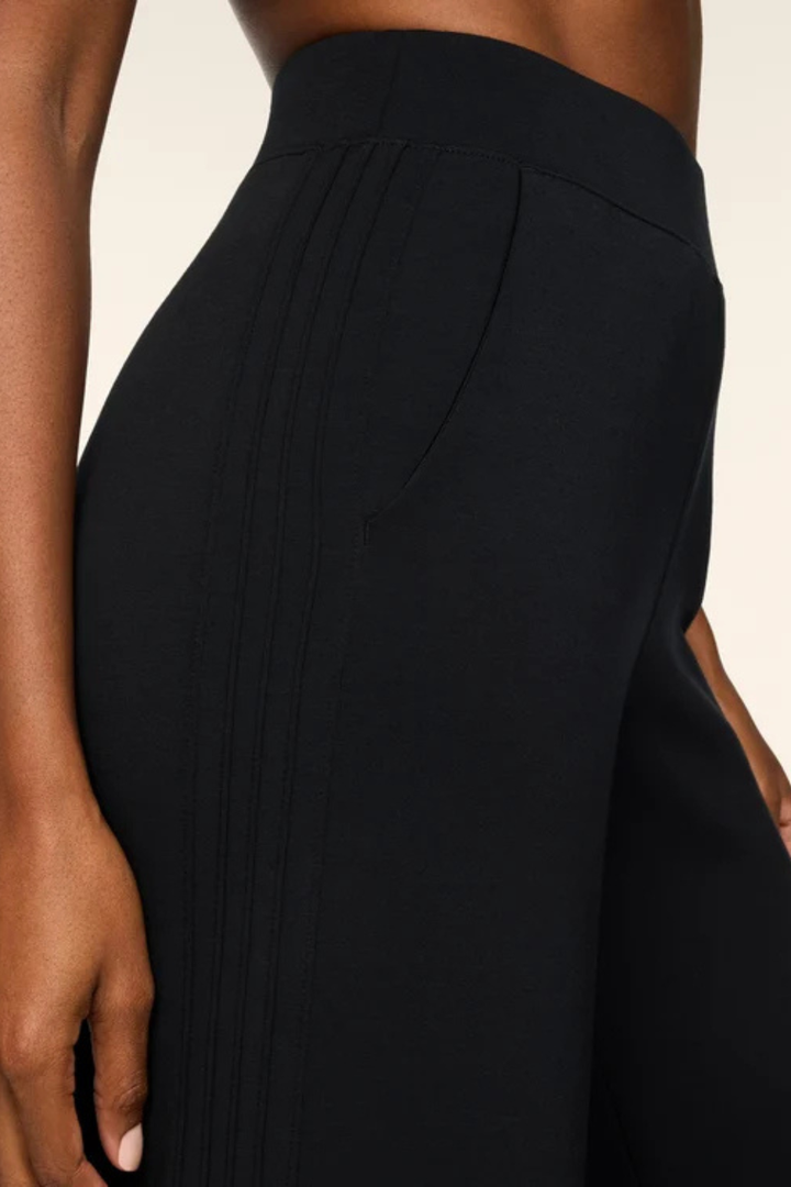 SPANX AirEssentials® Pintuck Wide Leg Pant