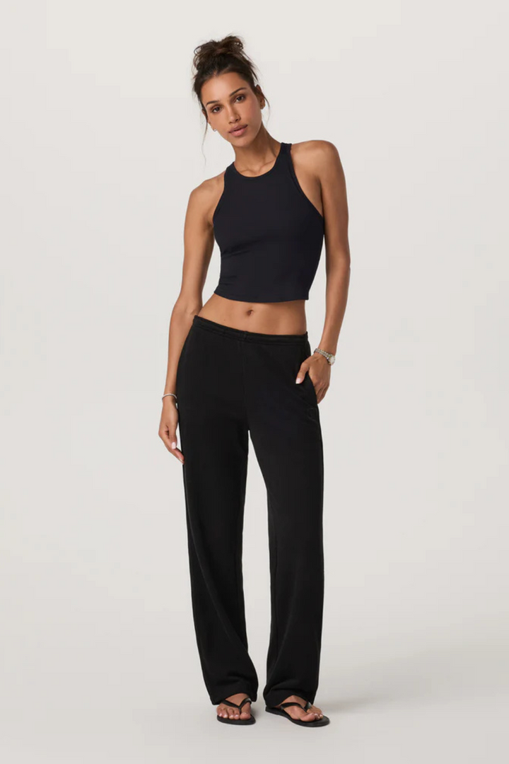 Pose Plyo Tank