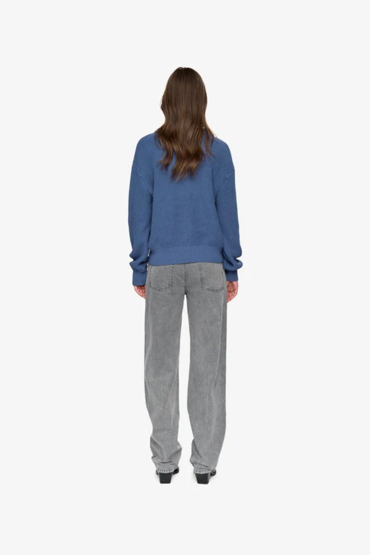 Minimum Mikala jumper