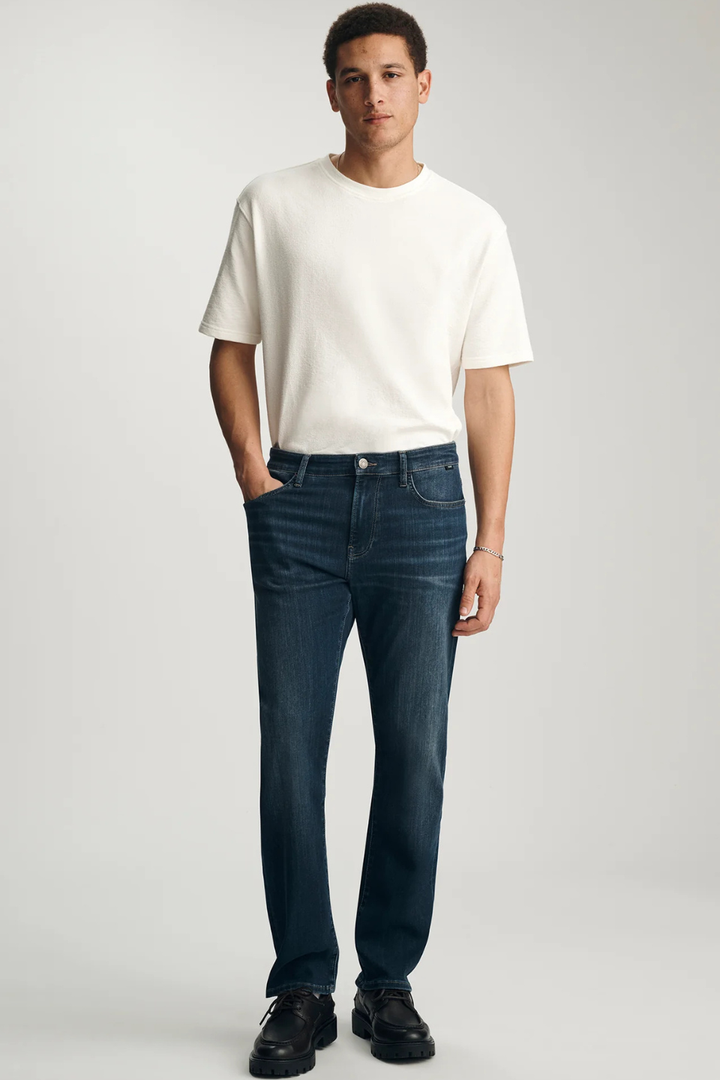 Zach Straight Leg Jeans - Hot Peppers Clothing