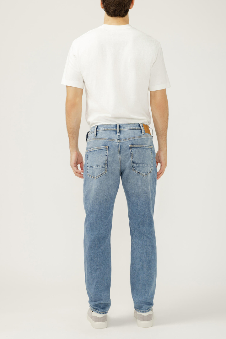 Machray Classic Fit Slim Straight Leg Jeans - Hot Peppers Clothing