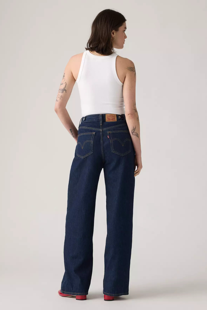 Levis Cinch Baggy Lightweight Women&