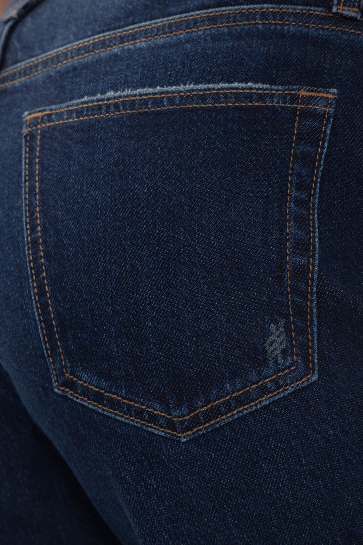 Silver Willow Relaxed Straight Leg Jeans