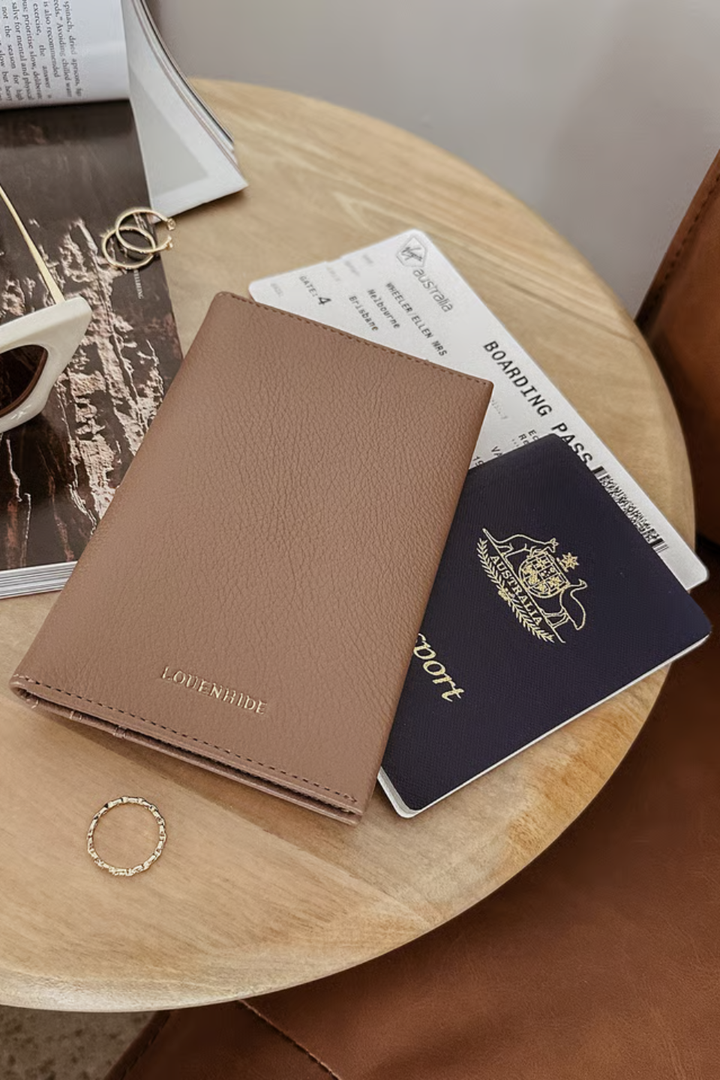 LOUENHIDE Venice Passport Holder in Mocha - Hot Peppers Clothing