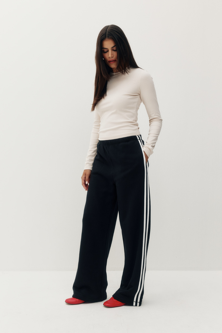 Kuwalla Women’s Vintage Locked-In Sweatpants