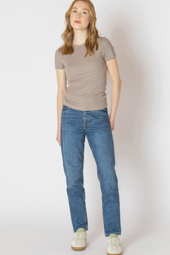 Samantha Tee