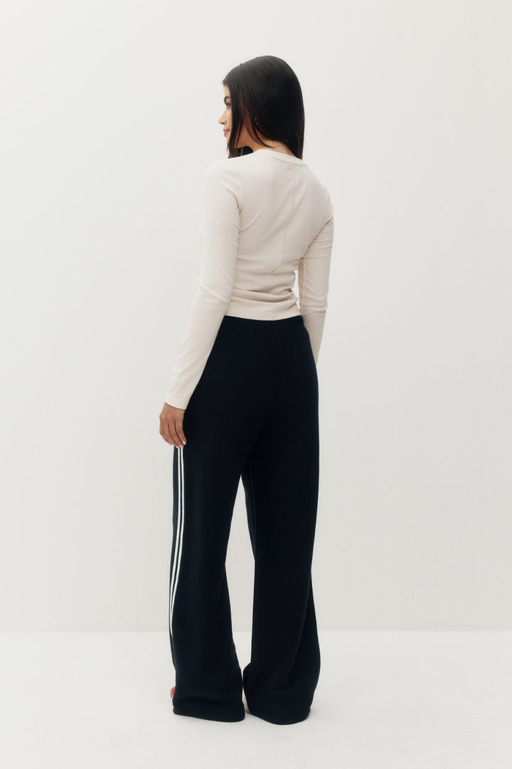 Kuwalla Women’s Vintage Locked-In Sweatpants
