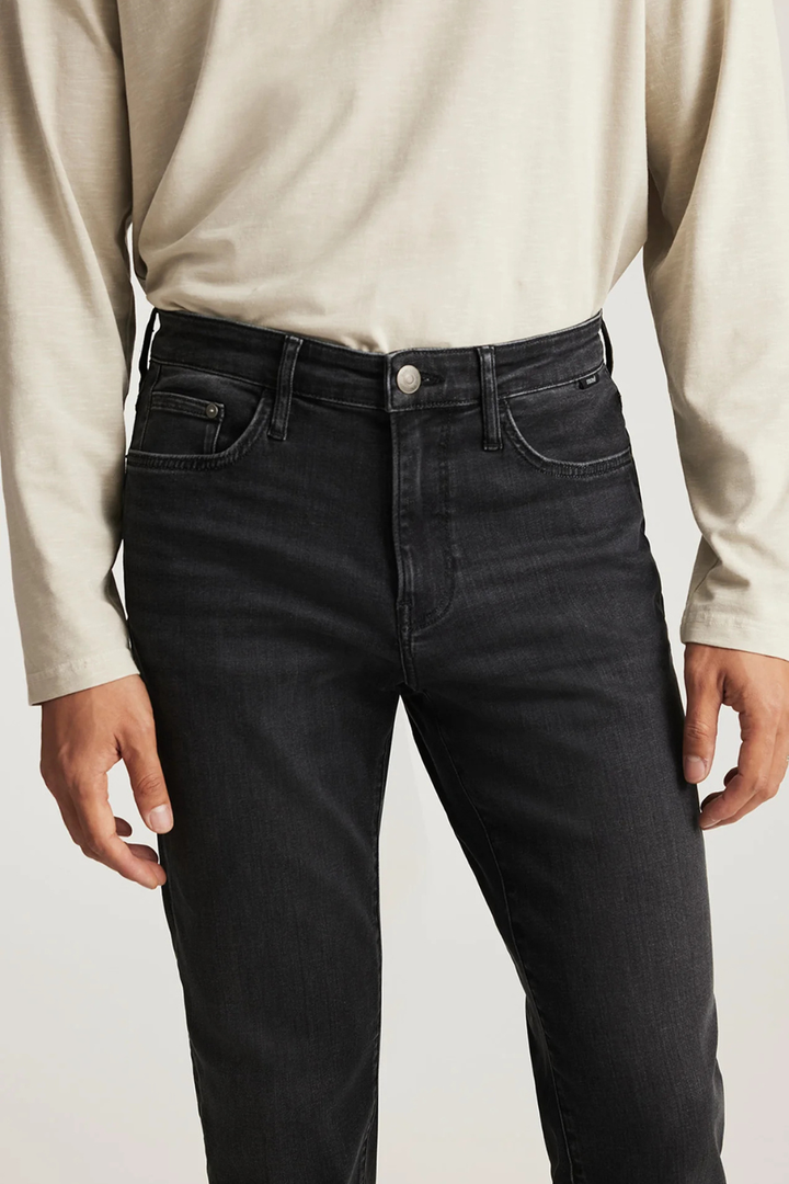Steve Athletic Fit Jeans