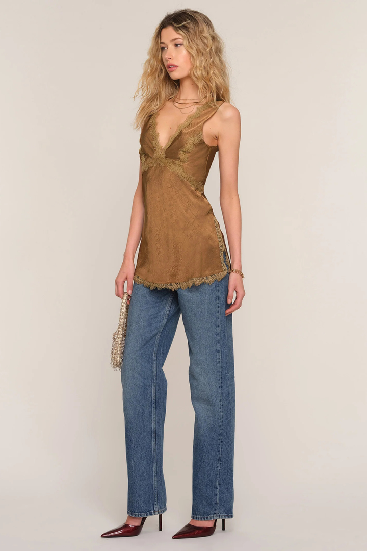 Heartloom Echo Top