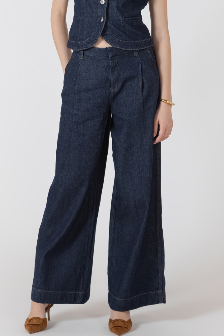 Luna Light Weight Denim Pant